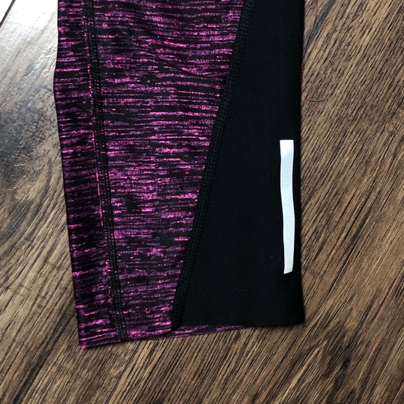 Dri-Fit Nike Athletic Leggings - Picture 5 of 8